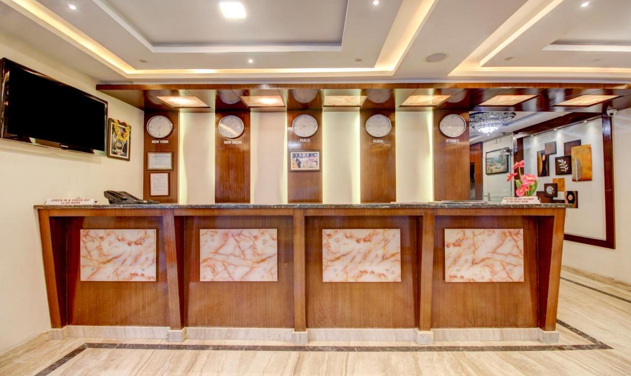 Treebo The Sai Leela Suites R T Nagar Бенґалуру Екстер'єр фото