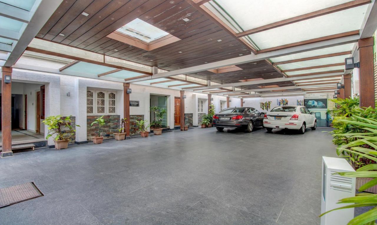 Treebo The Sai Leela Suites R T Nagar Бенґалуру Екстер'єр фото