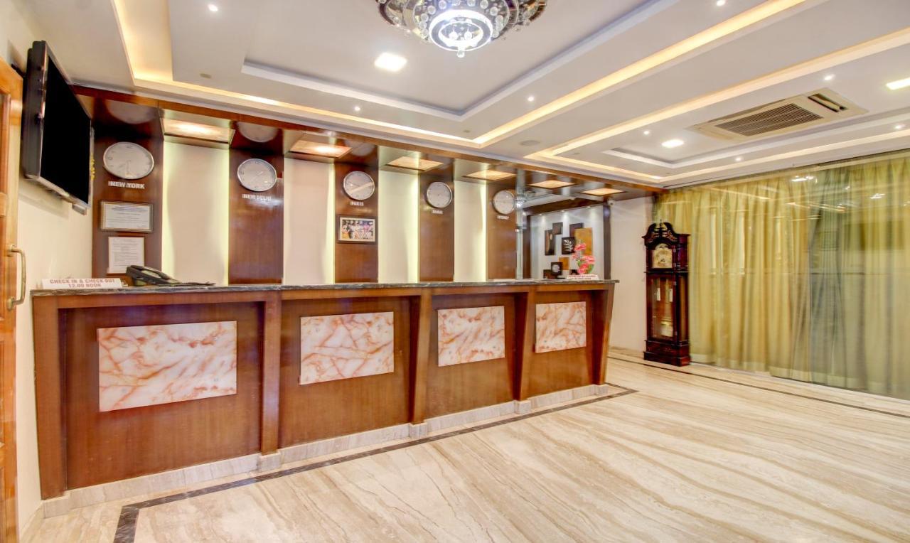 Treebo The Sai Leela Suites R T Nagar Бенґалуру Екстер'єр фото