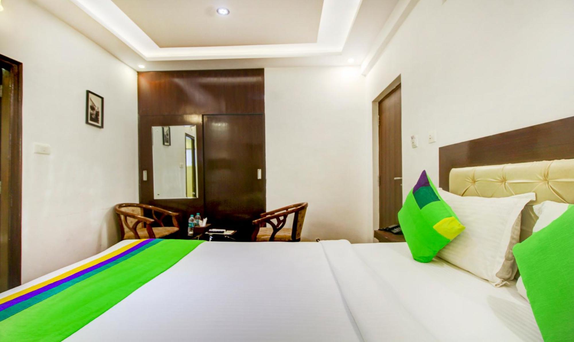 Treebo The Sai Leela Suites R T Nagar Бенґалуру Екстер'єр фото