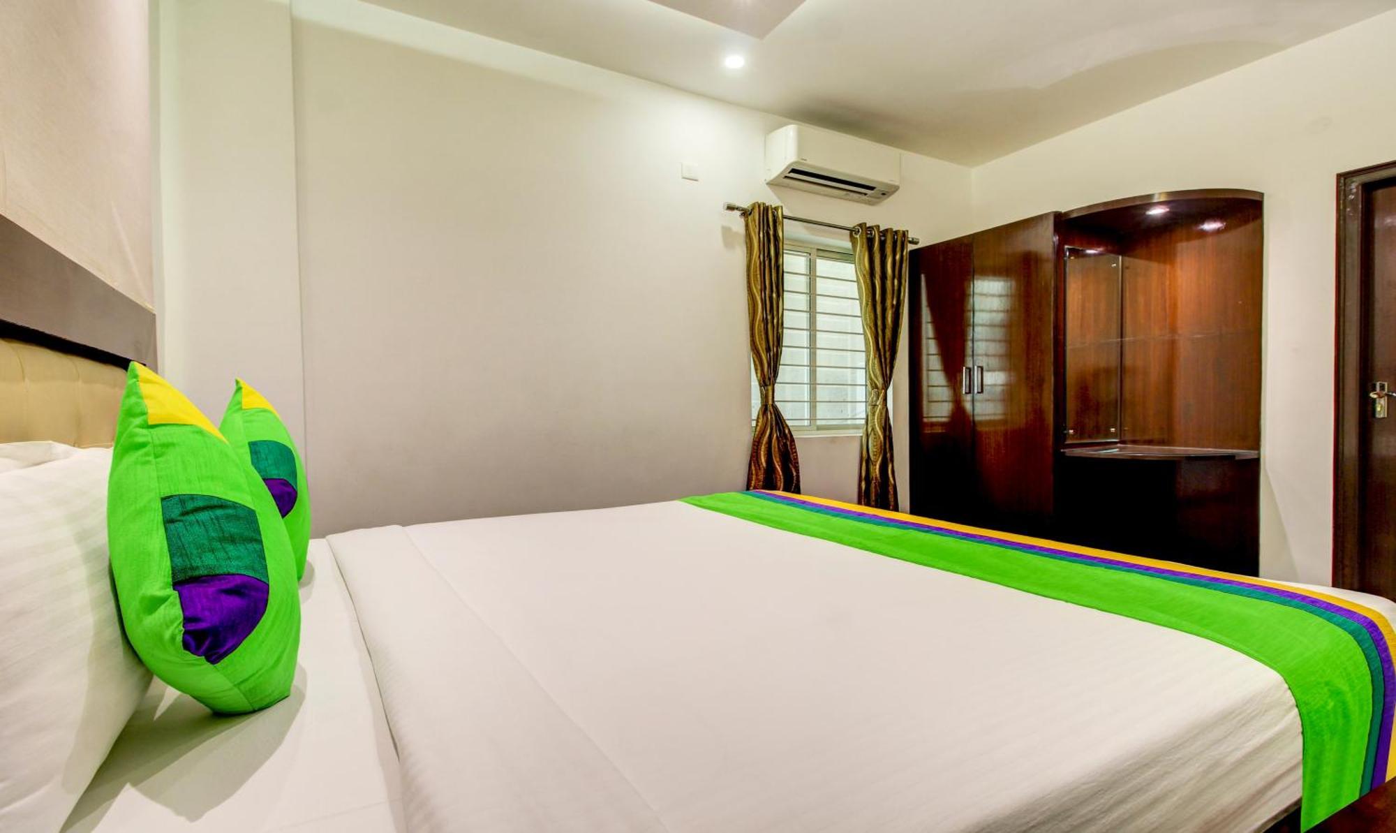 Treebo The Sai Leela Suites R T Nagar Бенґалуру Екстер'єр фото